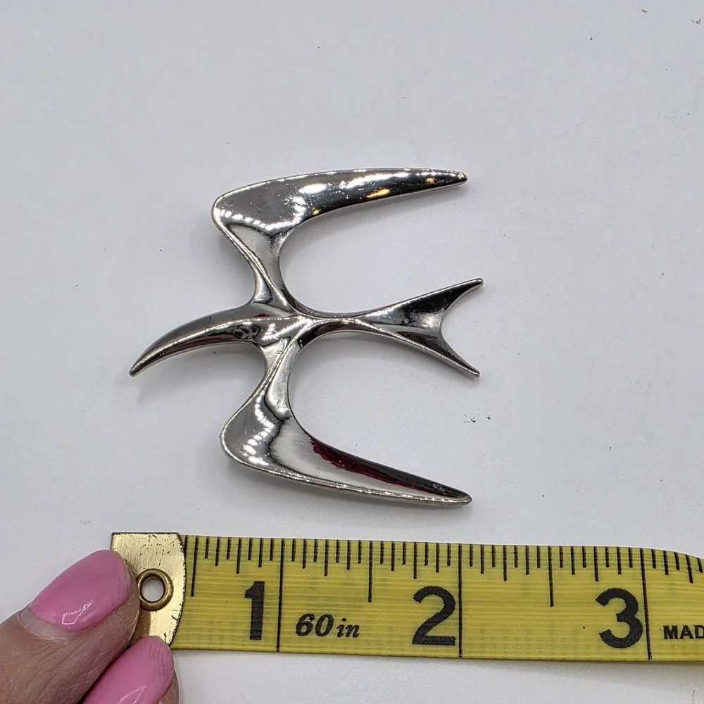 Sarah Coventry Silver Tone Mid Century Modern Abstract Bird Brooch‎ Pin